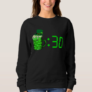 Sudadera Beer Thirty  St Patricks Day Drinking Or Getting D