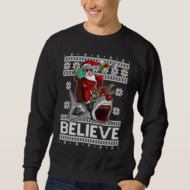 Sudadera Believe Santa Claus Riding Reindeer Shark with Red (Anverso)