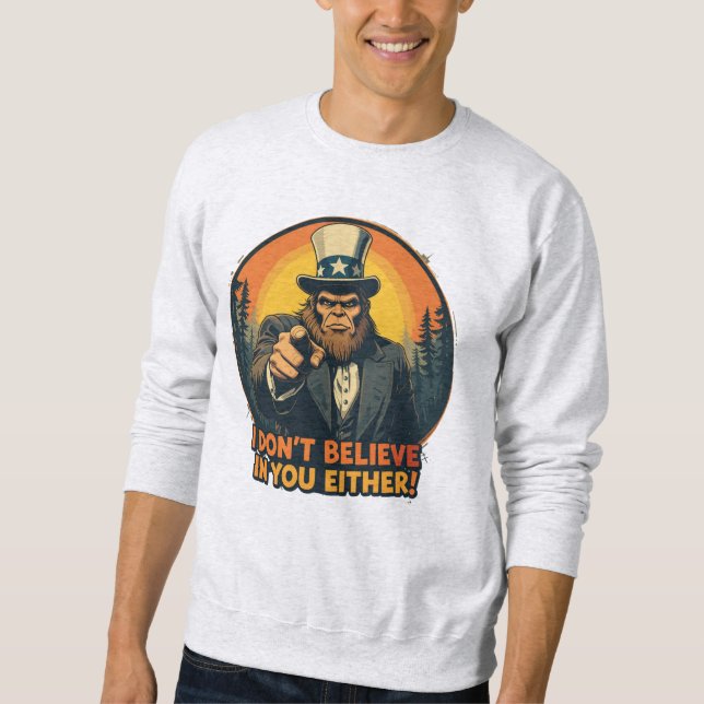 Sudadera Bigfoot no cree en ti tampoco es gracioso (Anverso)