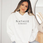 Sudadera Boda de novias con regalo personalizado<br><div class="desc">Nuestros Camisas Dulces Hoodie de la Novia Boda de regalo personalizado son una manera cuidadosa de mostrar su aprecio a su fiesta nupcial y hacerles sentir especiales durante las celebraciones de sus bodas. Estos sudaderas con capucha de personalizable se pueden personalizar con los nombres o roles de los miembros de...</div>