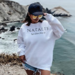 Sudadera Boda de novias con regalo personalizado<br><div class="desc">Nuestros Camisas sudaderas de la fiesta Boda de regalos de novias personalizadas son la manera perfecta de expresar su gratitud a su fiesta nupcial y hacerles sentir especiales durante las celebraciones de sus bodas. Estos sudaderas de personalizable se pueden personalizar con los nombres o roles de los miembros de tu...</div>