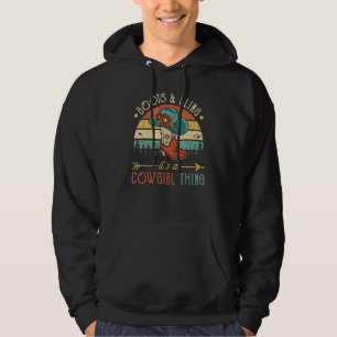 Sudadera Boots and Bling It's A Cowgirl Thing Rodeo Gorra 4