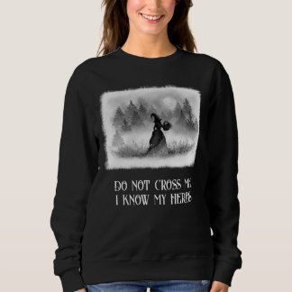 Sudadera Bruja recogiendo hierbas en luna llena Blanco y Ne