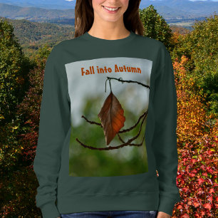 Sudadera Caer en hojas de otoño entre hojas verdes