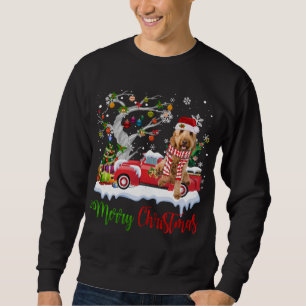 Sudadera Camión Rojo Merry Christmas Tree Goldendoodle Paja