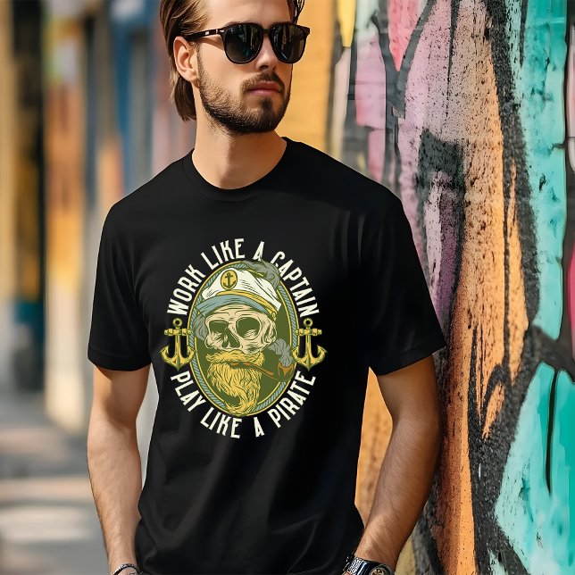 Sudadera Capitán y Pirata de la camiseta del mar (Subido por el creador)