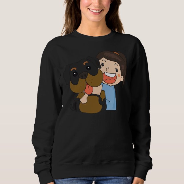 Sudadera Chica Abrazando Un Rottweiler (Anverso)