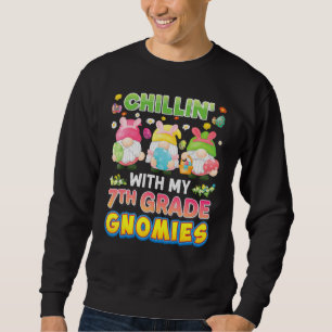 Sudadera Chillin Con Mis Gnomies De 7º Grado Gnome Feliz