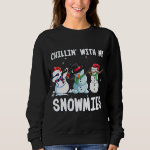 Sudadera Chillin' con mis Navidades de Snowmiers Navidad Sn