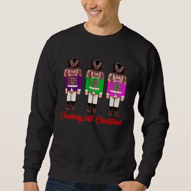 Sudadera Christmas crushing into Christmas nutcracker (Anverso)