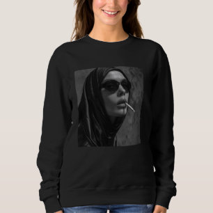 Sudadera Cigarrillos calientes para fumar una monja rebelde