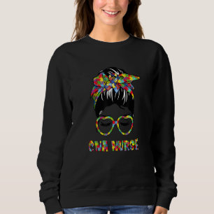 Sudadera Cna Enfermera Messy Bun Autism Mom Love Heart Stet