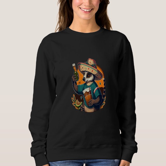 Sudadera Coati Wearing Sombrero Mexican Coati Drinking Beer (Anverso)