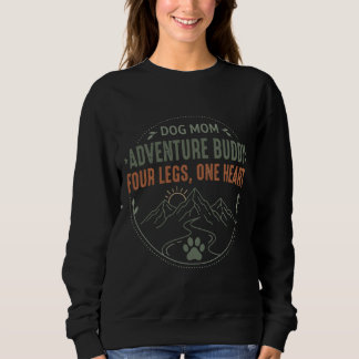 Sudadera Compañera de aventuras de mamá de perro, cuatro pa