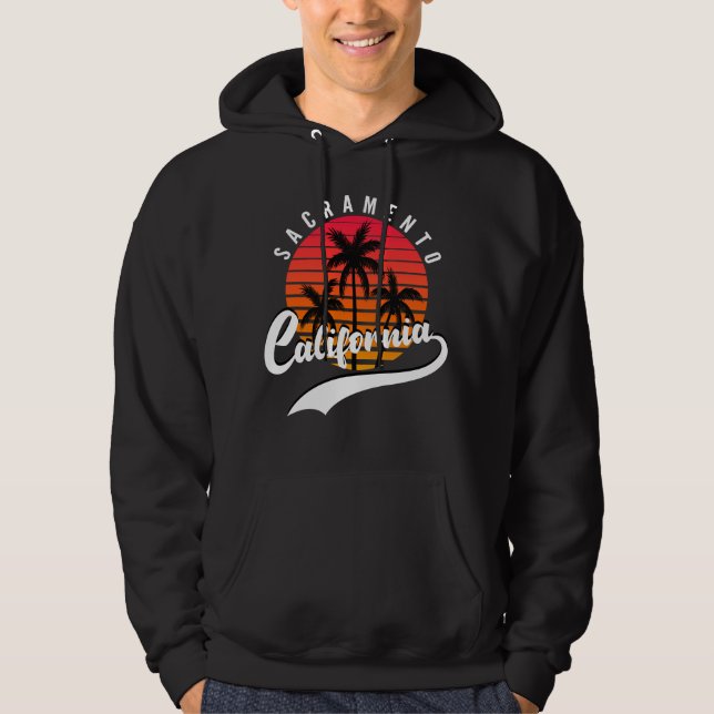 Sudadera con capucha negra de Sacramento (Anverso)