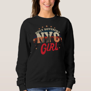Sudadera Construida Diferente: Chica de NYC