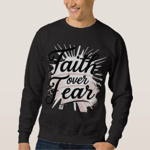 Sudadera cristiana para hombre – “Fe sobre Miedo