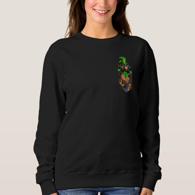 Sudadera Cute Rottweiler Leprechaun en Pocket St Patrick (Anverso)