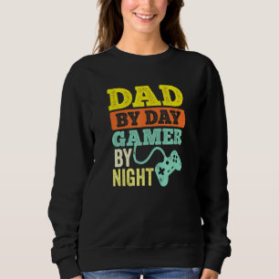Sudadera Dad By Day Gamer By Night Video Game Color