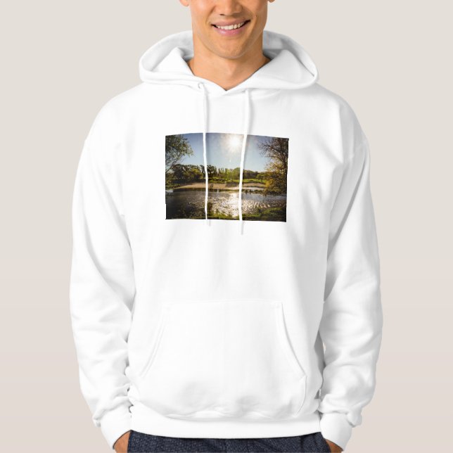 Sudadera Descripción de los bancos de un río con el cielo (Anverso)