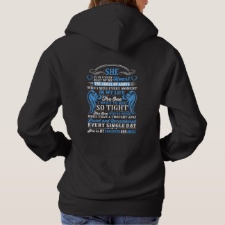 Sudadera Ella está en todos los latidos de mi corazón mi án