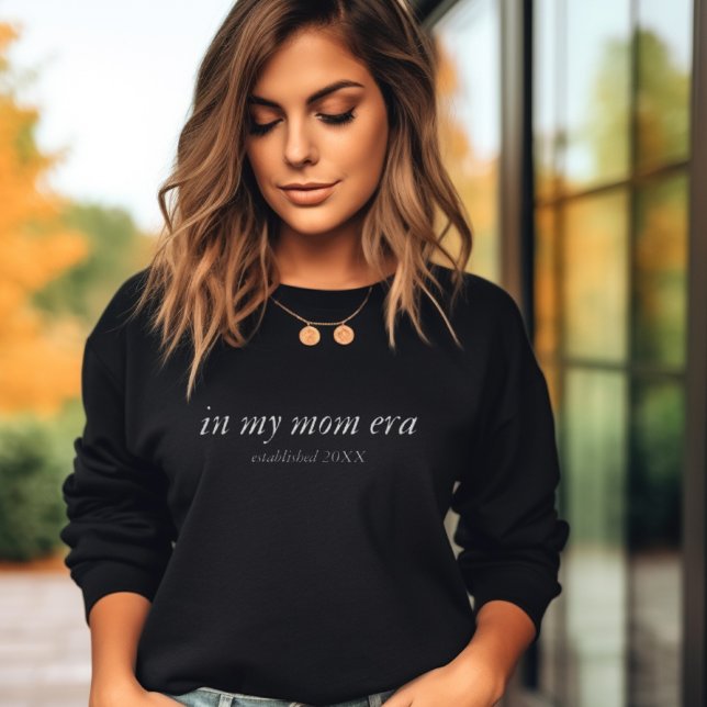 Sudadera En el año Personalizado de mi mamá, mamá de cuello (In My Mom Era Custom Year Minimal Mom Crewneck Sweatshirt)