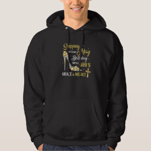 Sudadera Entrar En Mi Cumpleaños De Mayo Con Gracia De Los 