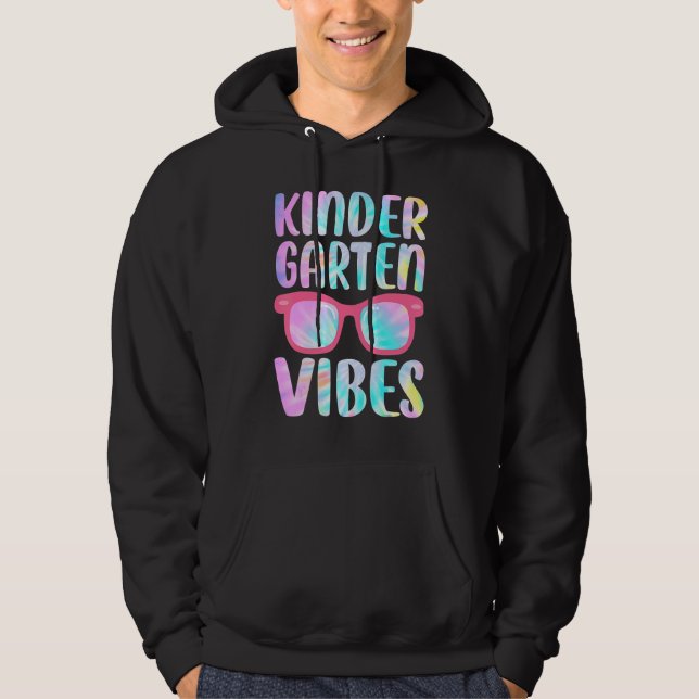 Sudadera Escuadrón de Vibes de Kindergarten de Tie Dye Prim (Anverso)