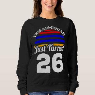 Sudadera Este armenio acaba de cumplir 26 años en Armenia