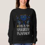 Sudadera Este Es Mi Chanuka Judío Funny Hanukkah Pajamakah<br><div class="desc">Este Es Mi Chanukkah Pajamakah Divertido Judío Chanukah Pajama.</div>