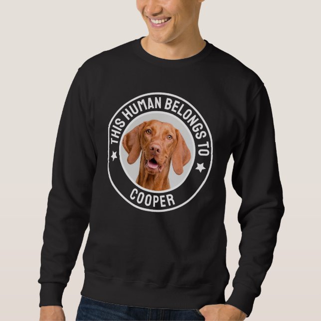 Sudadera Este humano pertenece a un perro o a un Mascota de (Anverso)