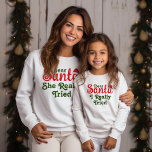 Sudadera Estimado grupo familiar de Navidades divertidos de<br><div class="desc">Acepte la temporada navideña con calidez y humor en nuestros "Queridos Santa" Personalizados Funny Navidades Grupo de sudaderas. Estos embutidos acogedores y personalizados son la manera perfecta de darle un toque de diversión festiva a las reuniones de Navidades de su familia. Personalizar cada sudadera con el nombre de su familia...</div>
