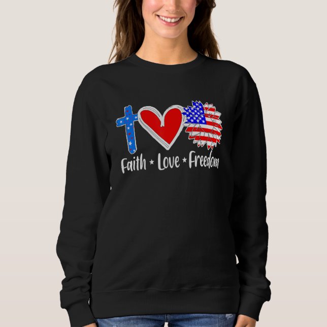 Sudadera Faith Love Freedom Cruz de la Bandera Estadouniden (Anverso)