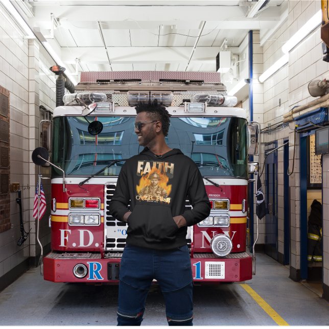 Sudadera Fe por miedo, bombero, fe cristiana (Subido por el creador)