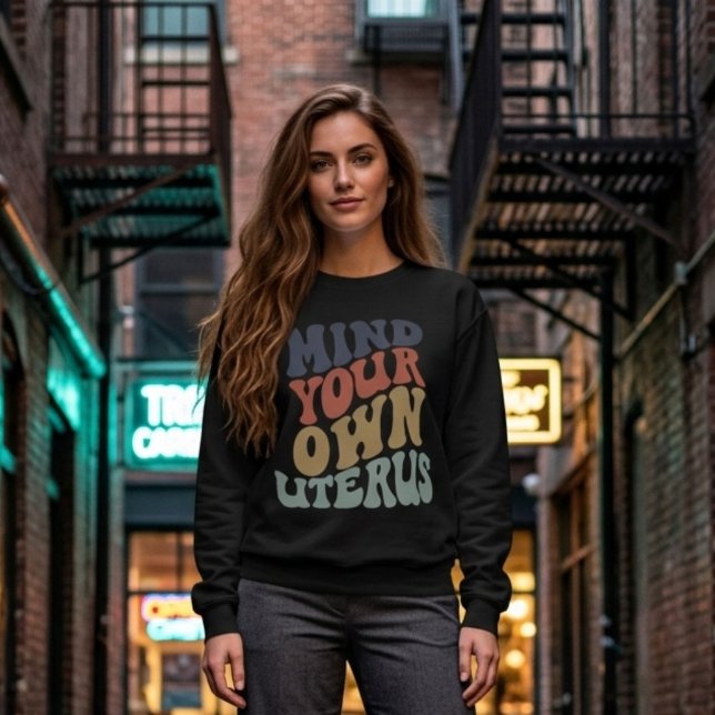 Sudadera Feminista Cuida Tu Propio Útero (Subido por el creador)
