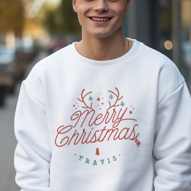 Sudadera Festividad de reno por nombre de familia navideña (Merry Christmas Family Name Reindeer Holiday Sweatshirt)
