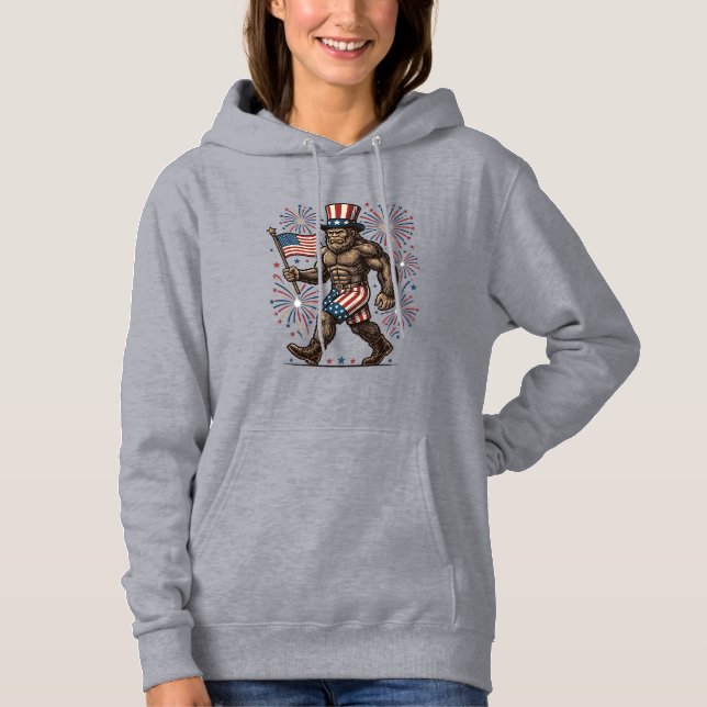Sudadera Fuegos Artificiales Patrióticos Sasquatch Grabado  (Anverso)