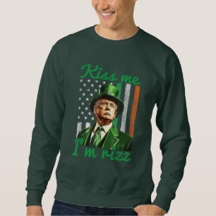 Sudadera Funny Trump el día de San Patricio me besa soy Riz