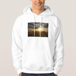 Sudadera Ganado en el campo, puesta del sol