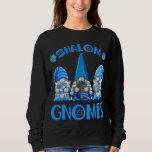Sudadera Gnome Hanukkah Funny Jewish Shalom Gnomes Chanukah<br><div class="desc">Gnome Hanukkah Divertido judío Shalom Gnomes Chanukah Luces</div>