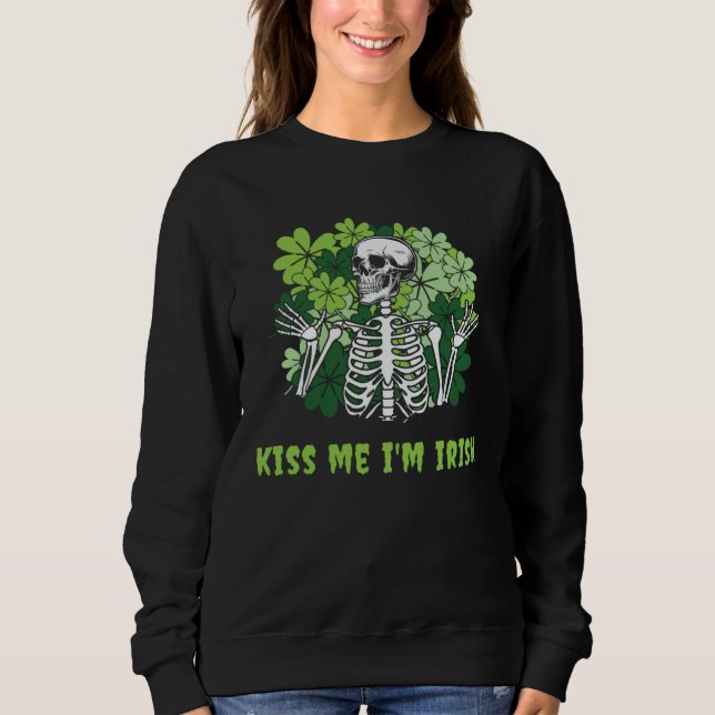 Sudadera Goth St Patrick s Day Gothic  Kiss Me I m Irish (Anverso)