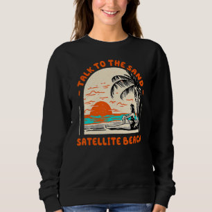 Sudadera Habla Con El Océano De La Playa De Arena Satelital