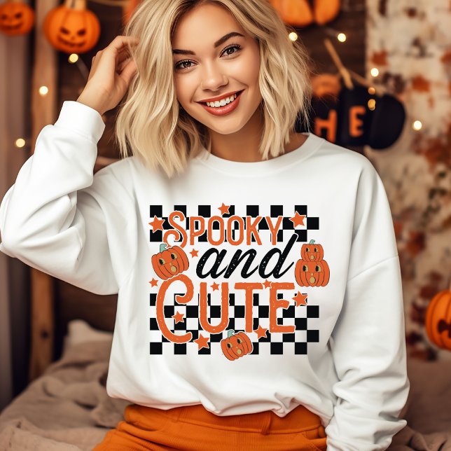 Sudadera Halloween retro fantasmal y lindo (Spooky and Cute Vintage Retro Halloween Sweatshirt)