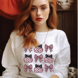 Sudadera HalloweenCoquette Calabazas y arcos rosados