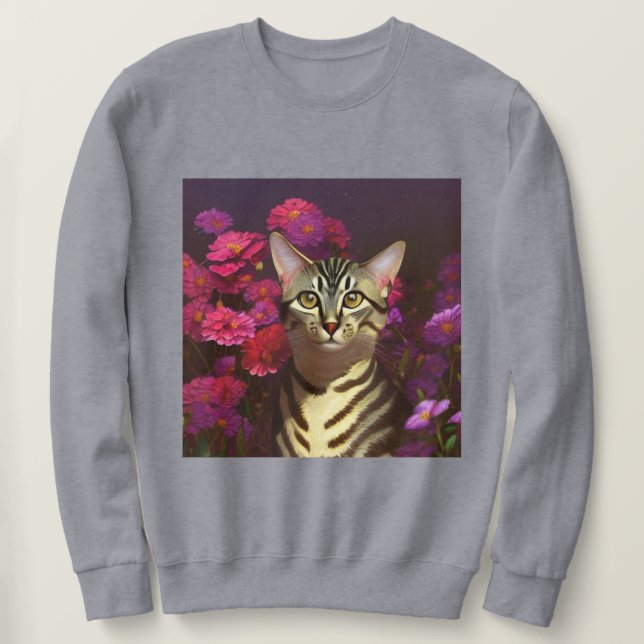 Sudadera Hermoso gato Mau egipcio en un jardín nocturno (Anverso del diseño)