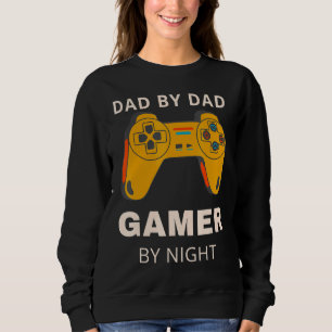 Sudadera Hombre juega a papá por día, jugador por noche de