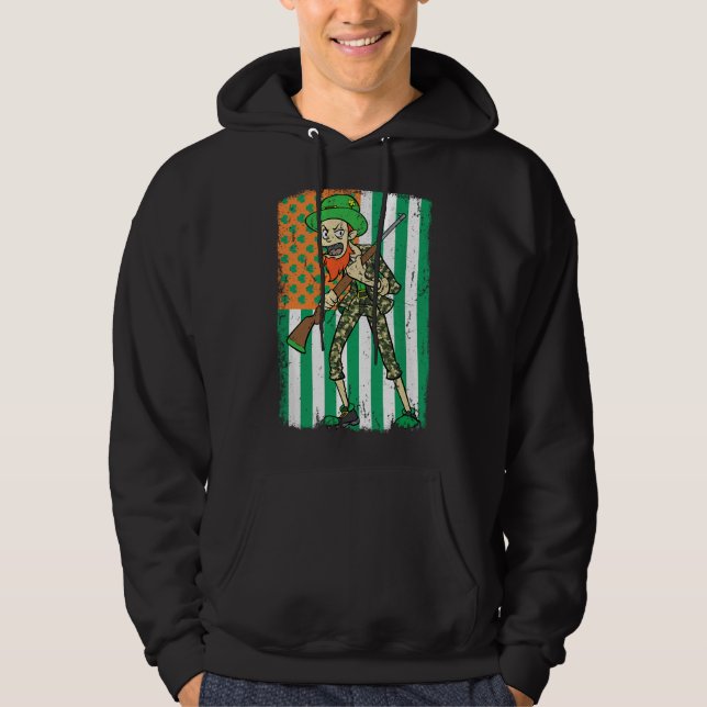 Sudadera Hunting Leprechaun With Gun St Patricks Day USA Fl (Anverso)