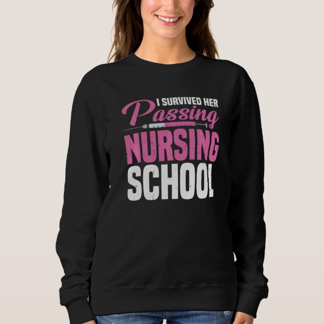 Sudadera I Survived Her Passing Nursing School (Anverso)
