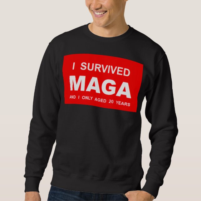 Sudadera I Survived MAGA  (Anverso)