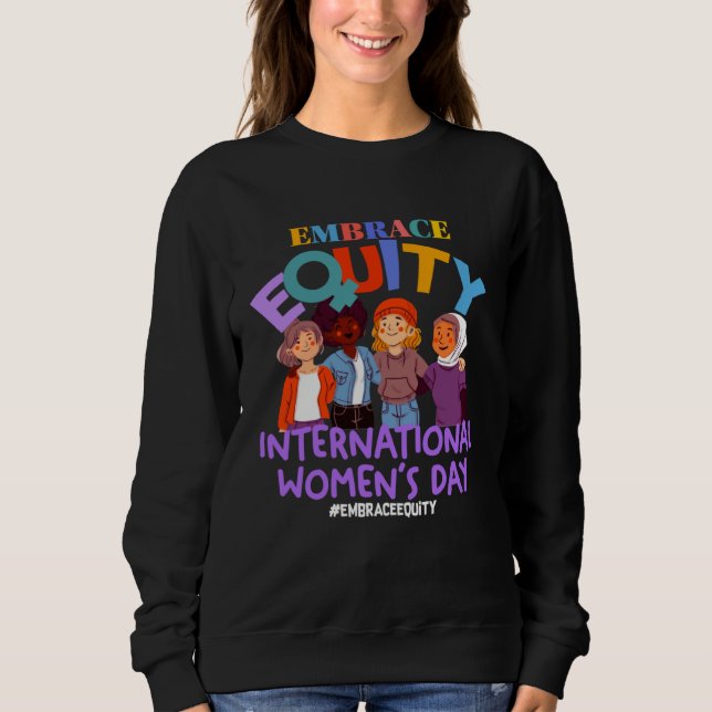Sudadera International Womens Day IWD Embrace Equity (Anverso)